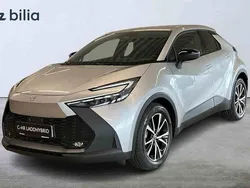 Silver Ny 2024 Toyota C-HR Style SUV | 419 900 kr (Marknadspris)