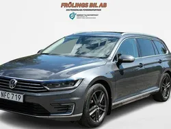 Mörkgrå Begagnad 2016 VW Passat GTE Kombi | 144 900 kr (Bra pris)