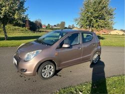 Brun Begagnad 2011 Suzuki Alto Halvkombi | 25 000 kr (Marknadspris)