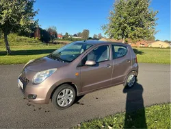 Brun Begagnad 2011 Suzuki Alto Halvkombi | 27 900 kr (Marknadspris)