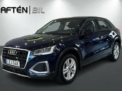Blå Begagnad 2024 Audi Q2 Proline SUV | 289 800 kr (Marknadspris)