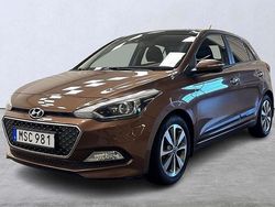 Brun Begagnad 2015 Hyundai i20 Premium Halvkombi | 99 900 kr (Marknadspris)