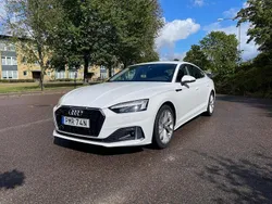 Vit Begagnad 2021 Audi A5 Sportback Comfort Halvkombi | 349 000 kr (Bra pris)