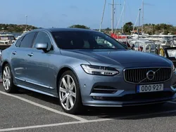 Blå Begagnad 2017 Volvo S90 Inscription Sedan | 349 000 kr (Dyr)