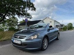 Begagnad 2004 Peugeot 307 CC Cab | 33 000 kr (Marknadspris)
