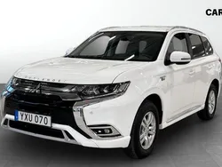 Vit Begagnad 2019 Mitsubishi Outlander P-HEV Kombi | 209 900 kr (Superpris)