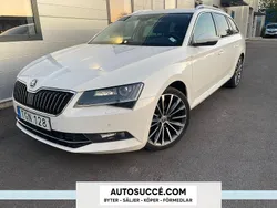 Vit Begagnad 2016 Skoda Superb LAURIN & KLEMENT Kombi | 179 900 kr (Marknadspris)