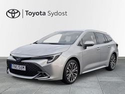 Silver Begagnad 2024 Toyota Corolla Style Kombi | 304 900 kr (Marknadspris)