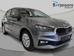 Grå Ny 2025 Skoda Fabia Selection Halvkombi | 259 000 kr (Marknadspris)