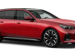 Röd Ny 2025 BMW 530e Kombi | 832 500 kr
