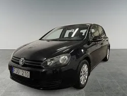 Svart Begagnad 2010 VW Golf VI Halvkombi | 59 900 kr (Marknadspris)