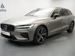 Grå Begagnad 2022 Volvo V60 R-Design Kombi | 469 900 kr (Lite dyr)