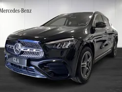 Svart (black) Begagnad 2024 Mercedes GLA250 Advanced Plus SUV | 584 900 kr