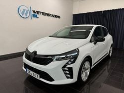 Vit (vit glaciär) Begagnad 2024 Renault Clio V Evolution Halvkombi | 174 800 kr (Marknadspris)