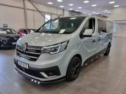 Grå Begagnad 2023 Renault Trafic Van | 499 000 kr