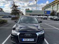 Svart Begagnad 2017 Audi Q3 SUV | 159 000 kr (Marknadspris)