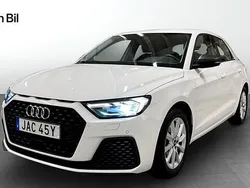 Cortinavit Begagnad 2022 Audi A1 Sportback Proline Halvkombi | 234 000 kr (Bra pris)