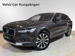 Blå Begagnad 2024 Volvo V90 CC Plus Kombi | 519 900 kr (Lite dyr)