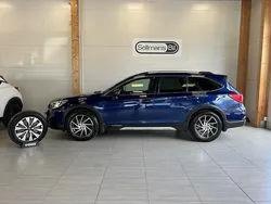 Blå (blå metallic ) Begagnad 2015 Subaru Outback SUV | 129 000 kr (Marknadspris)
