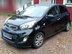 Svart Begagnad 2014 Kia Picanto Halvkombi | 40 000 kr (Superpris)