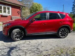 Röd Begagnad 2016 Mazda CX-5 SUV | 169 000 kr (Marknadspris)