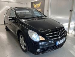 Svart Begagnad 2009 Mercedes R320 AMG Minibuss | 79 990 kr