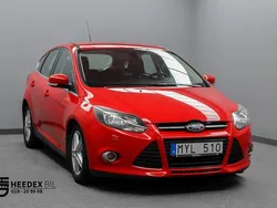 Röd Begagnad 2012 Ford Focus Titanium Halvkombi | 74 900 kr (Marknadspris)