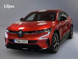 Röd Begagnad 2022 Renault Mégane Techno Halvkombi | 299 000 kr (Marknadspris)