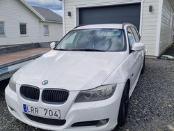 Vit Begagnad 2011 BMW 320 Efficient Dynamics Kombi | 70 000 kr (Lite dyr)