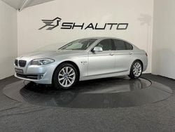 Ljusgrå (grå) Begagnad 2012 BMW 520 Sedan | 94 900 kr (Marknadspris)