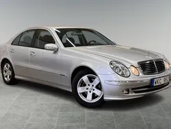 Silver Begagnad 2005 Mercedes E240 Avantgarde Sedan | 109 800 kr