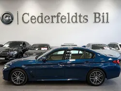 Blå Begagnad 2021 BMW 530e M Sport Sedan | 369 900 kr (Lite dyr)
