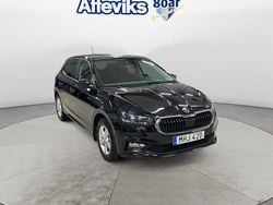 Svart Begagnad 2022 Skoda Fabia Halvkombi | 199 900 kr (Marknadspris)