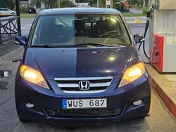 Blå Begagnad 2005 Honda FR-V Minibuss | 18 000 kr