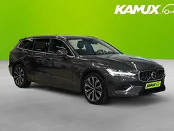 Silver/grå Begagnad 2023 Volvo V60 Kombi | 318 800 kr (Marknadspris)