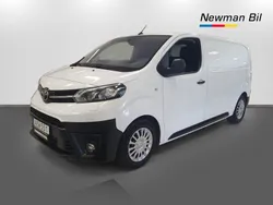Vit Begagnad 2018 Toyota Proace Van | 139 700 kr