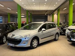 Ljusgrå (grå) Begagnad 2010 Peugeot 308 Kombi | 29 900 kr (Marknadspris)