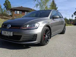 Grå Begagnad 2014 VW Golf VII GTI Halvkombi | 175 000 kr (Marknadspris)