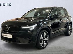Svart Begagnad 2023 Volvo XC40 Plus SUV | 349 900 kr