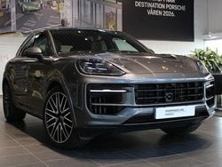 Mörkgrå Begagnad 2024 Porsche Cayenne SUV | 1 150 000 kr (Bra pris)