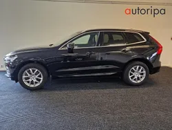 Svart Begagnad 2019 Volvo XC60 Momentum SUV | 274 900 kr (Marknadspris)