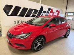 Röd Begagnad 2015 Opel Astra Essentia Halvkombi | 99 500 kr (Marknadspris)