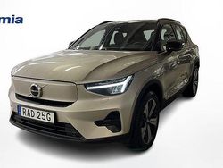 Ljusgrå Begagnad 2022 Volvo XC40 Core SUV | 349 900 kr