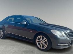 Mörkgrå (grå) Begagnad 2011 Mercedes E250 Avantgarde Sedan | 119 900 kr (Marknadspris)
