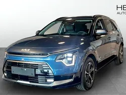 Svart (black) Ny 2025 Kia Niro Advance SUV | 481 600 kr (Dyr)