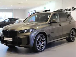 Grön Begagnad 2024 BMW X5 M Sport SUV | 1 095 000 kr (Marknadspris)