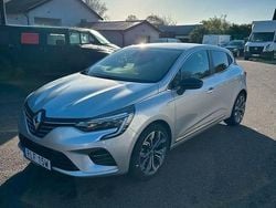 Silver Begagnad 2020 Renault Clio V Intens Halvkombi | 159 000 kr (Marknadspris)