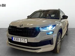 Grå Begagnad 2023 Skoda Kodiaq SportLine SUV | 429 900 kr (Lite dyr)