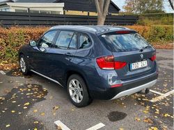 Blå Begagnad 2011 BMW X1 SUV | 75 000 kr (Bra pris)
