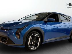 Blå (blue) Ny 2025 Kia EV4 Plus Halvkombi | 521 650 kr